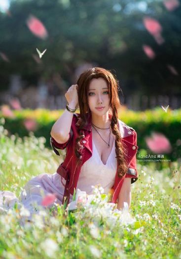 女子自称长得好看不想排队