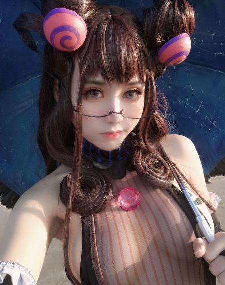 变形金钢