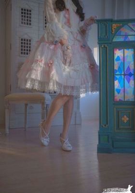 女教师在线播放