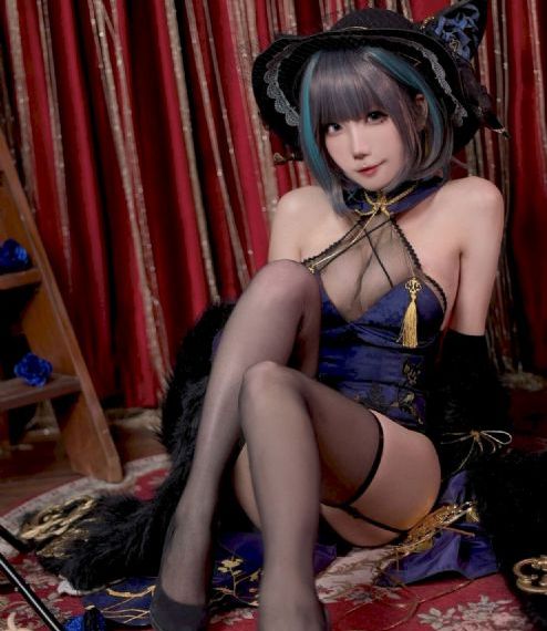女机器人战警