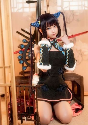 歌声振林樾