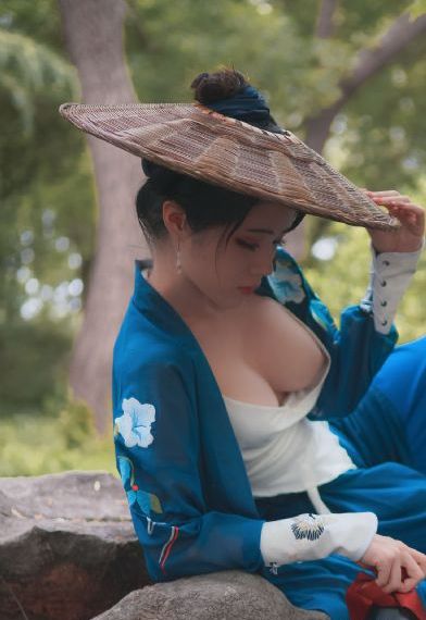 《卿本佳人》未删减版在线观看