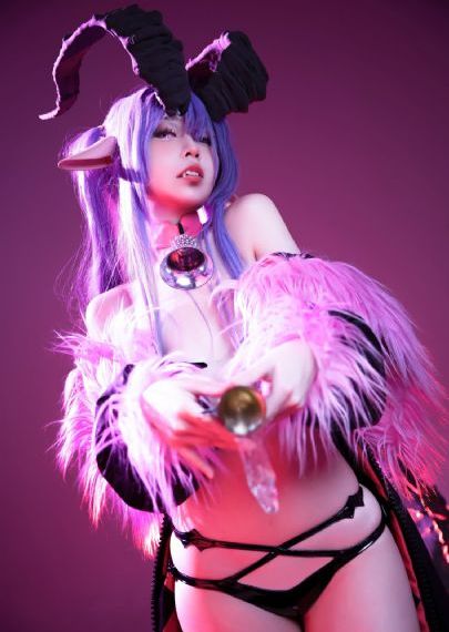 女大学生的按摩
