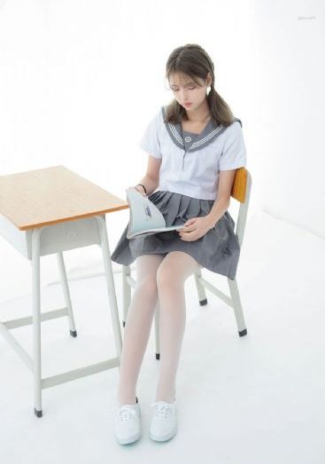 三女休夫