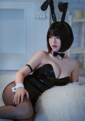 床戏做爰无遮挡摸亲胸裸体泰国